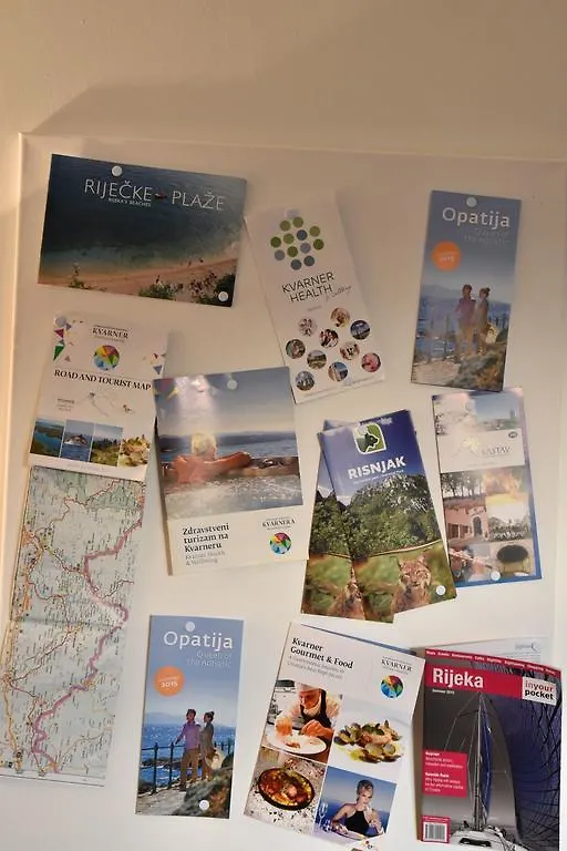 Hostel Kvarner-All Rooms With Private Bathrooms & Dorms Rijeka